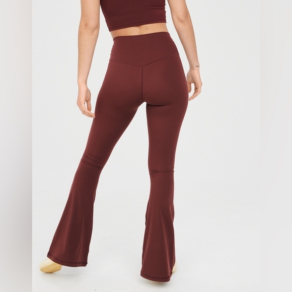 Aerie Real Me High Waisted Ruched Flare Legging NWT - Picture 3 of 7